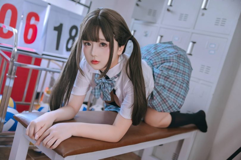 日奈娇cosJK女孩|椎名莜(日奈娇)_更衣室·JK女孩cos作品[195P-3.58GB]