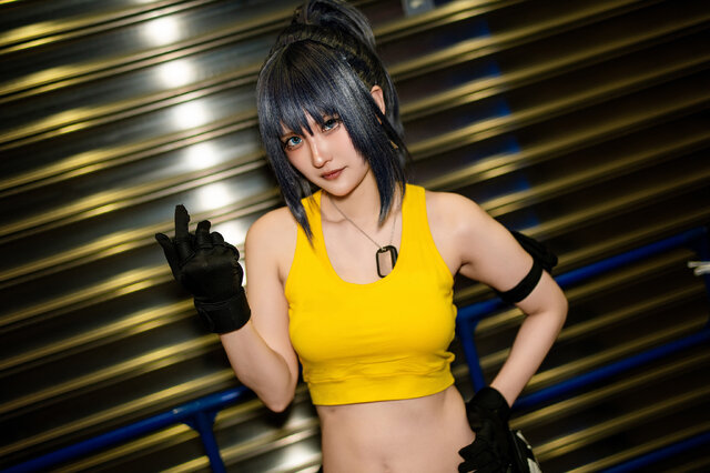 冷酷玫瑰破次元壁：飴屋莉安娜cos惊艳亮相EVO Japan2025