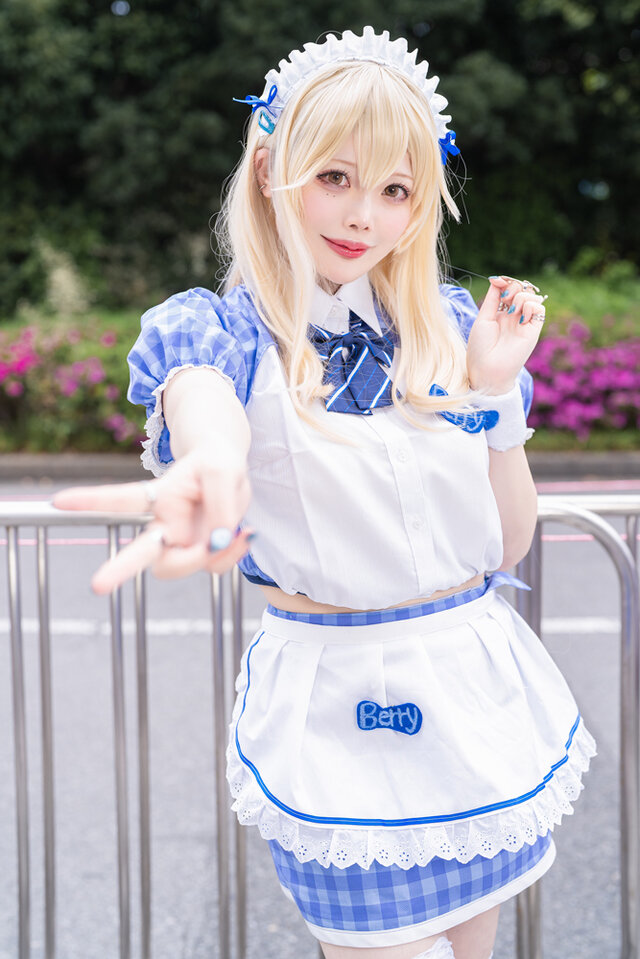 甜美防御女神：Yurashi胜利女神蒂亚cos闪耀NICONICO2025