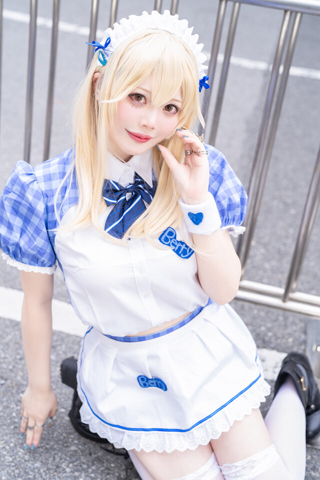 甜美防御女神：Yurashi胜利女神蒂亚cos闪耀NICONICO2025