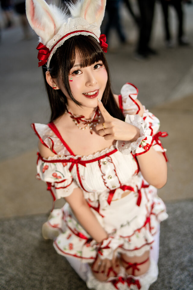 Helene凯琳樱花兔女郎cos惊艳PF42！甜度爆表引爆全场焦点 - 趣画阁