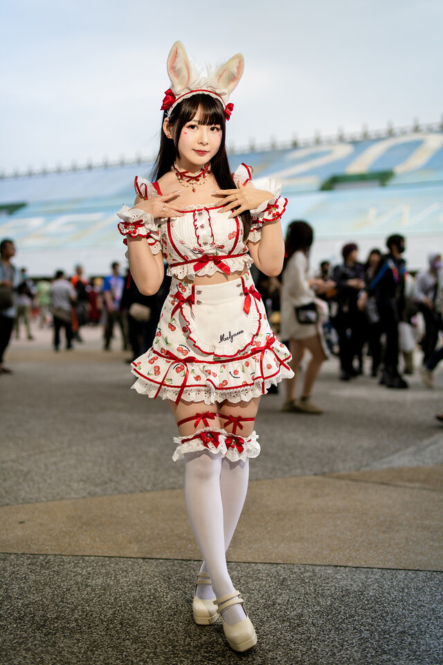 Helene凯琳樱花兔女郎cos惊艳PF42!甜度爆表引爆全场焦点 Helene凯琳樱花兔女郎cos惊艳PF42!甜度爆表引爆全场焦点