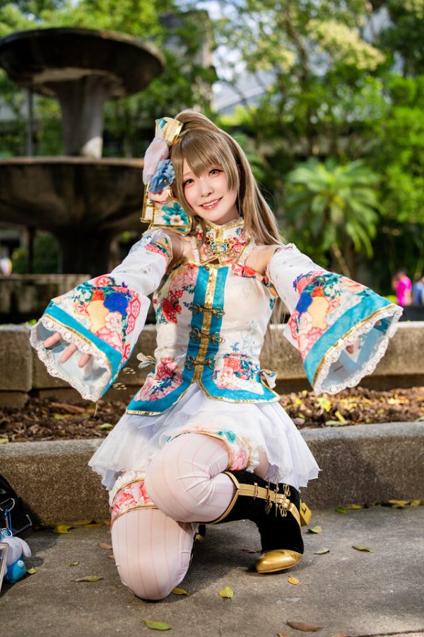 茉夏LoveLive·南小鸟cos甜美治愈，仿佛从动画飞出的本尊