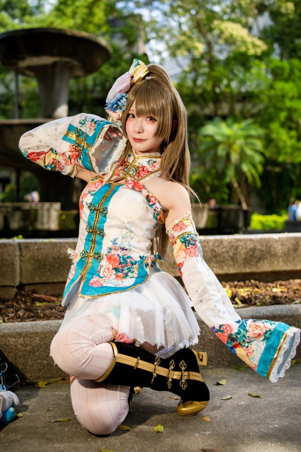 茉夏LoveLive·南小鸟cos甜美治愈，仿佛从动画飞出的本尊