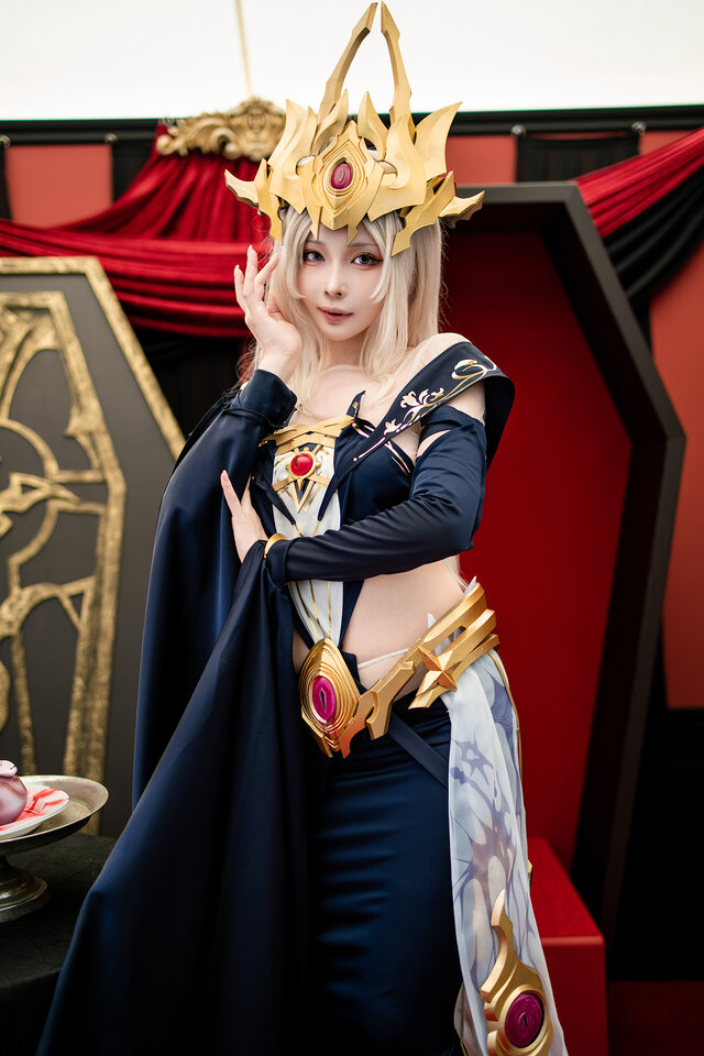 Sithle演绎艾欧娜，东京秋叶原快闪活动掀起Cosplay热潮！