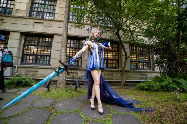玄子Genko神还原芙露德莉斯cos，高挑身姿震慑台北Acosta！