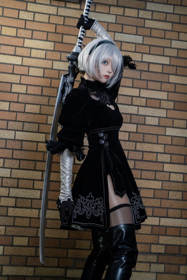 冷艳优雅：Saemiya Nanatan尤尔哈2Bcos闪耀Ultra acosta舞台