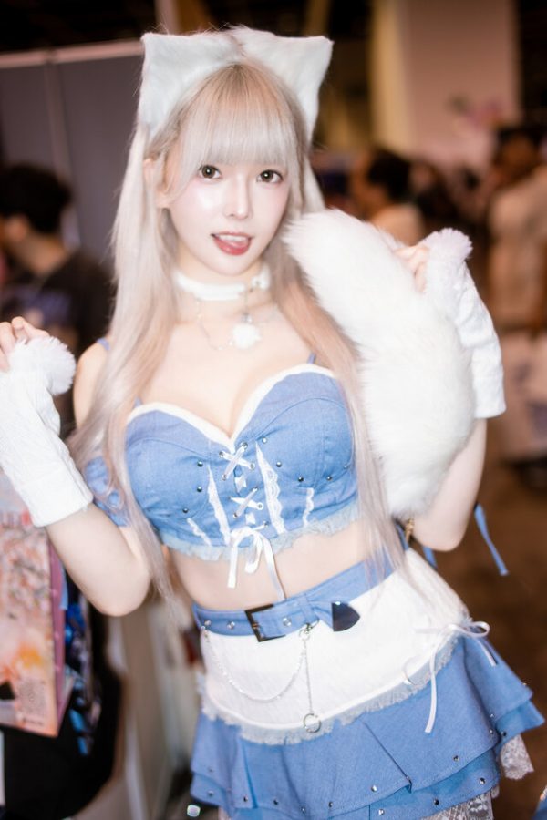 Fufu惊艳亮相2025香港动漫游戏节：偶像与Cosplay完美融合