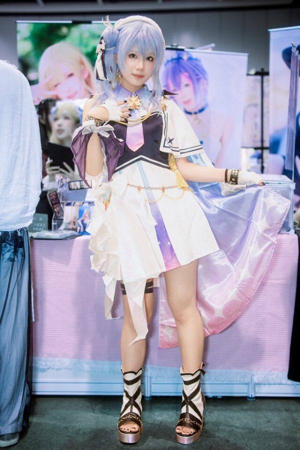 蘑菇木乃子星街水星COS：完美重现偶像魅力点亮香港动漫节