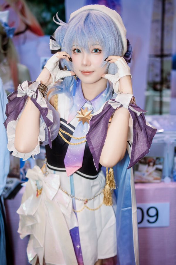 蘑菇木乃子星街水星COS：完美重现偶像魅力点亮香港动漫节