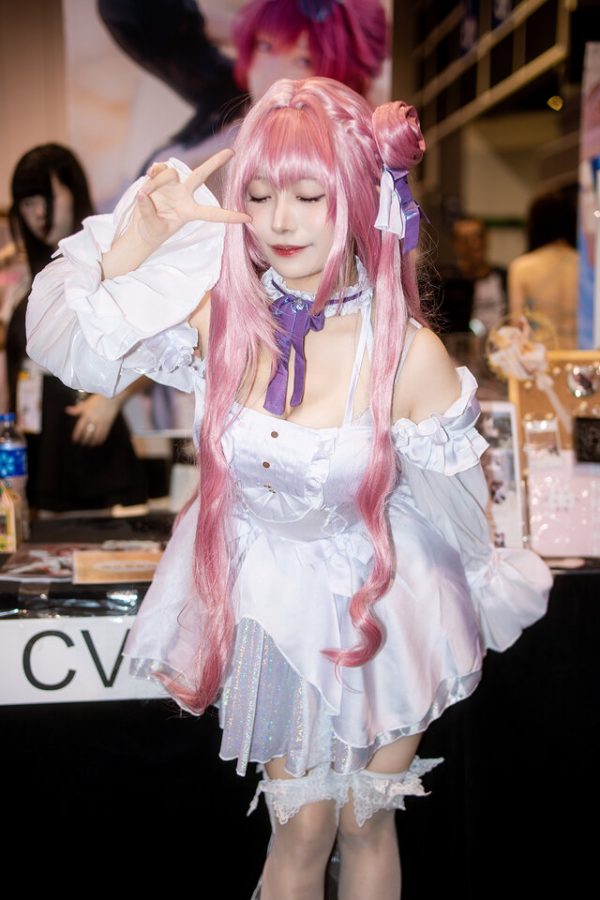 香港动漫节焦点:葵aoi桃乐丝COS完美诠释妮姬的致命吸引力 香港动漫节焦点:葵aoi桃乐丝COS完美诠释妮姬的致命吸引力