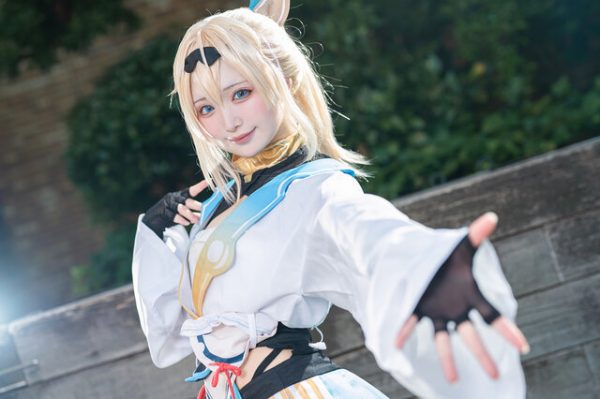 港米拉Tehslu完美风真伊吕波cos，池袋阳光城acosta!热度爆表