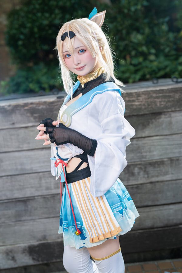 港米拉Tehslu完美风真伊吕波cos，池袋阳光城acosta!热度爆表