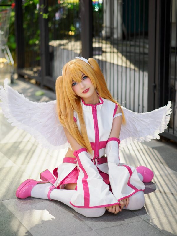 SarinOng天乃莉莉纱COS：甜美自信与角色灵魂的完美结合