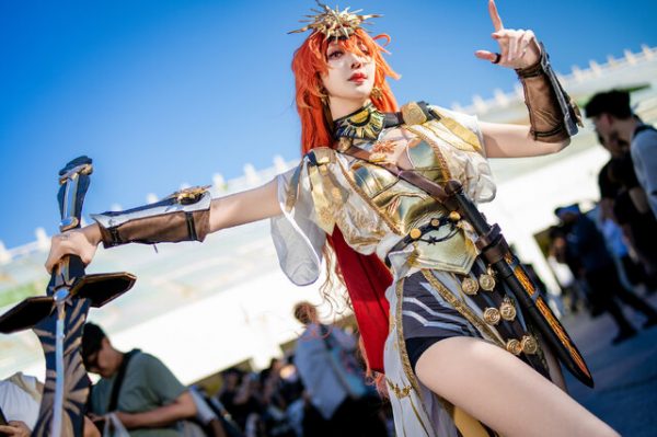 当七丘总督穿越次元:玄子Genko奥古斯塔cos演绎漂亮与力量 当七丘总督穿越次元:玄子Genko奥古斯塔cos演绎漂亮与力量