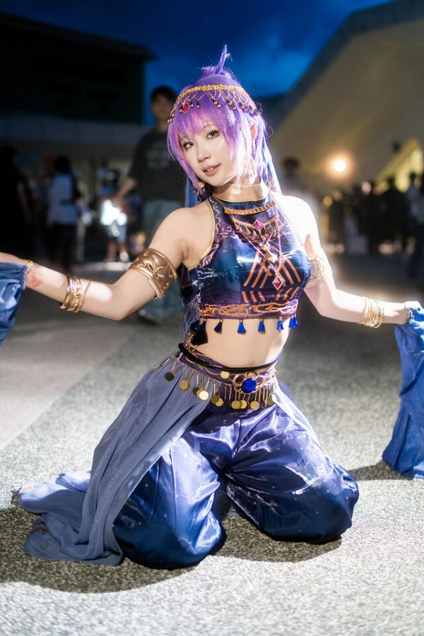 FF45现场直击：Kinoko蘑菇以阿拉伯cos重塑Hololive常暗永远