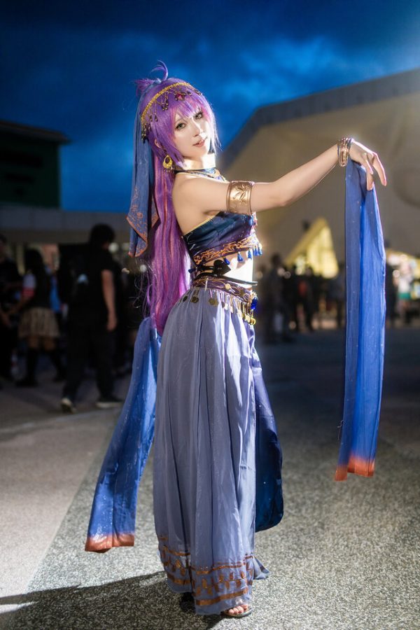 FF45现场直击：Kinoko蘑菇以阿拉伯cos重塑Hololive常暗永远