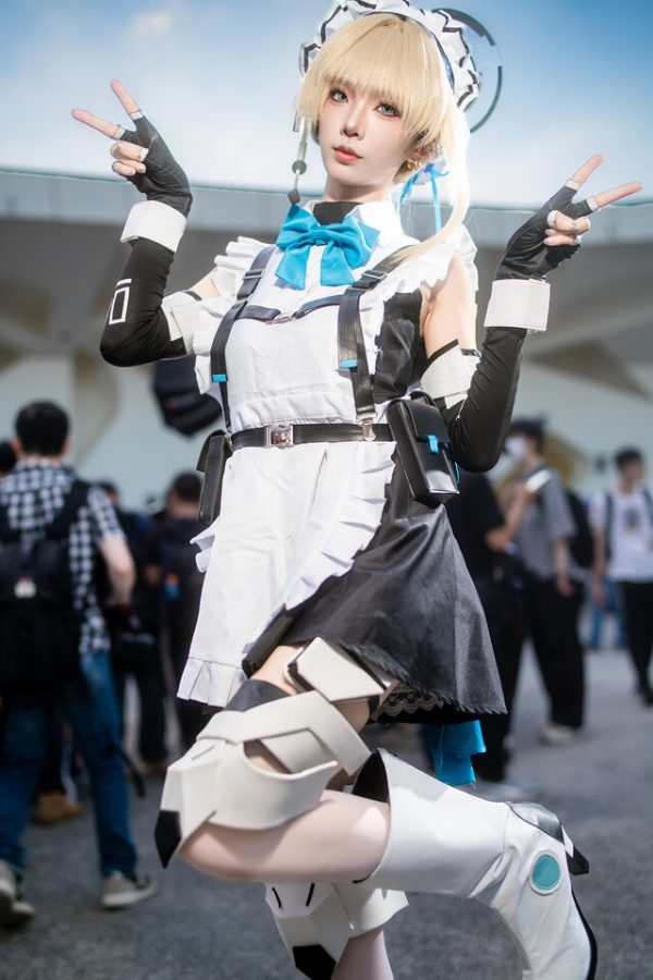 低调特工高调登场!Momihi神级女仆飞鸟马时COS闪耀FF45 低调特工高调登场!Momihi神级女仆飞鸟马时COS闪耀FF45