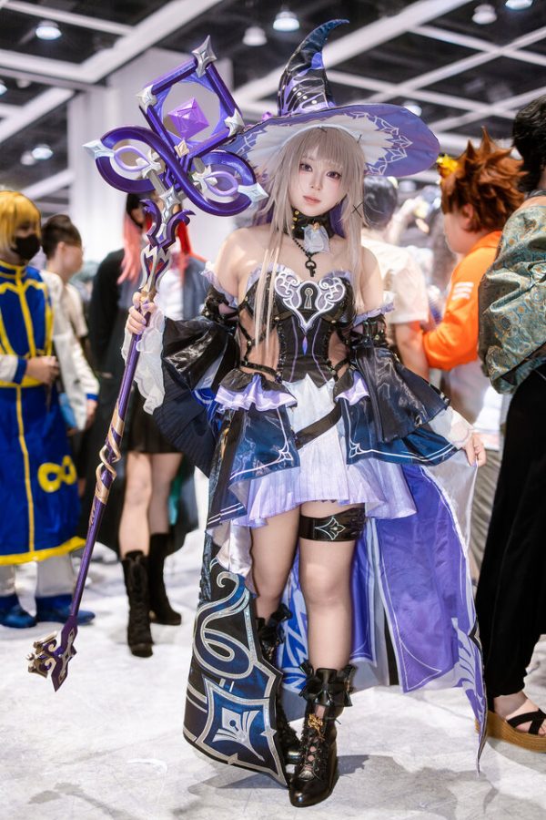 ACGHK 2025:Yiarashi黑塔COS,智商与魅力并存的冷艳演绎 ACGHK 2025:Yiarashi黑塔COS,智商与魅力并存的冷艳演绎