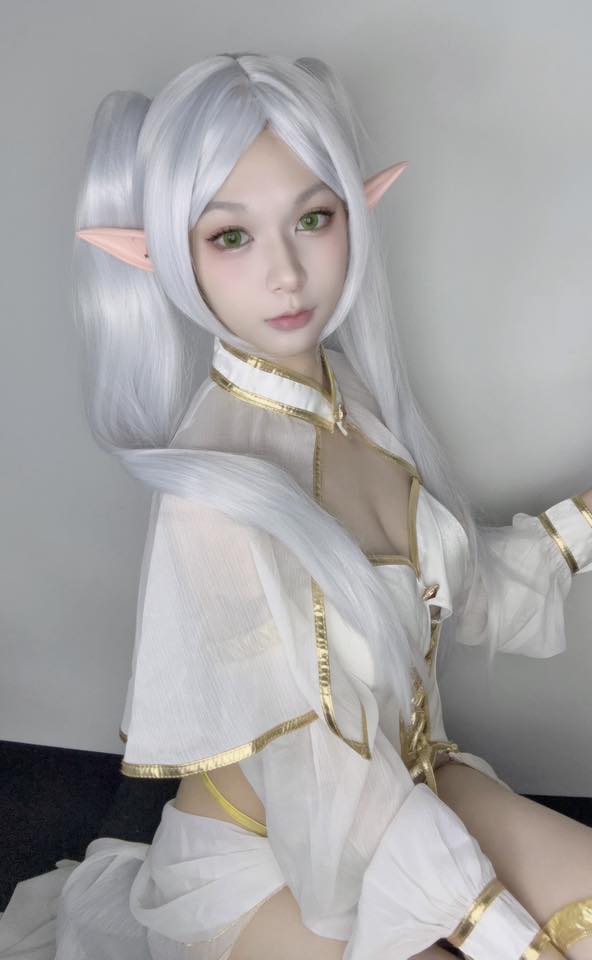 遇见秘密级版芙莉莲COS:ChoJi以时尚演绎重塑精灵法师灵魂 遇见秘密级版芙莉莲COS:ChoJi以时尚演绎重塑精灵法师灵魂