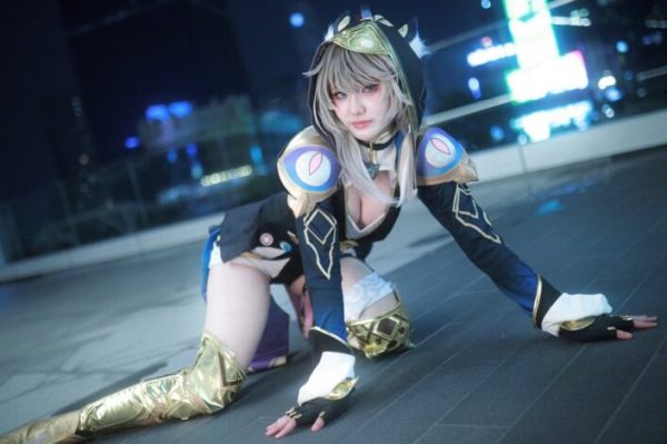 崩坏星穹铁道赛飞儿COS:JalaJaii展现角色淘气与性感的魅力 崩坏星穹铁道赛飞儿COS:JalaJaii展现角色淘气与性感的魅力