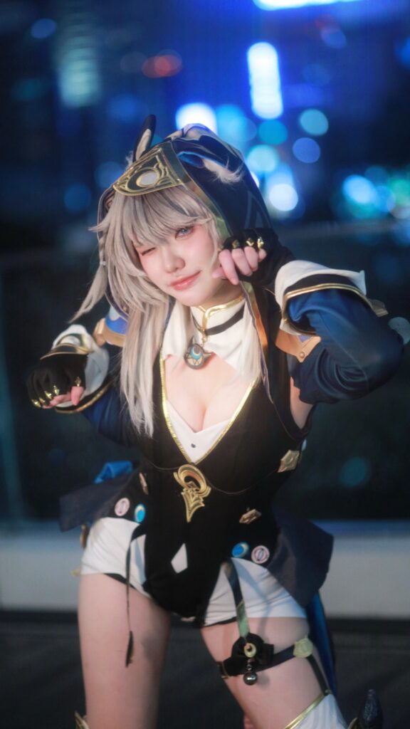 崩坏星穹铁道赛飞儿COS:JalaJaii展现角色淘气与性感的魅力 崩坏星穹铁道赛飞儿COS:JalaJaii展现角色淘气与性感的魅力