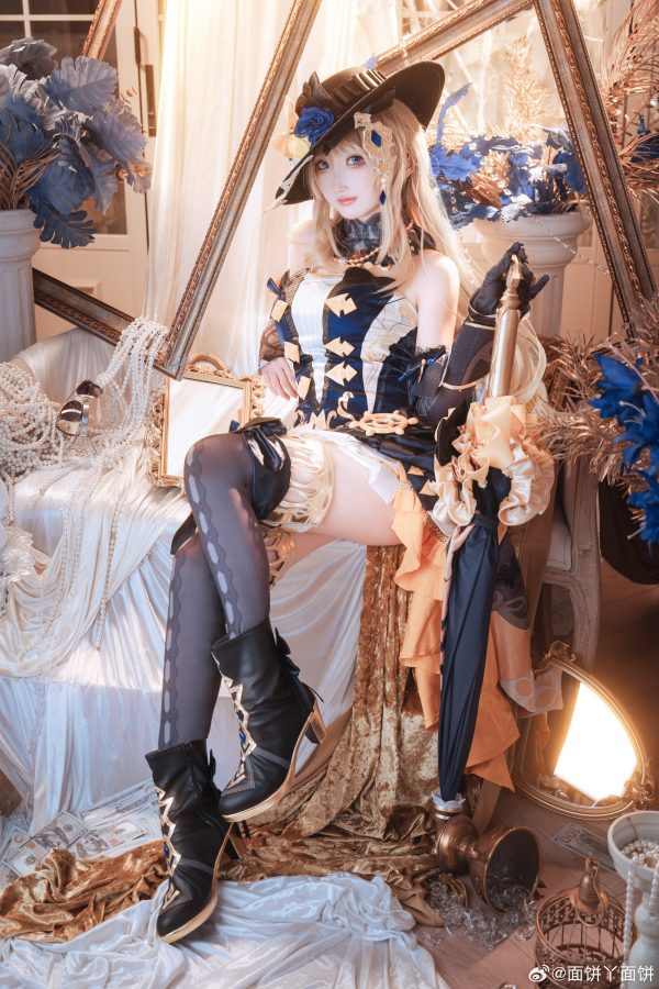 《原神》娜维娅COS赏析：面饼仙儿演绎枫丹贵族的锋芒与优雅