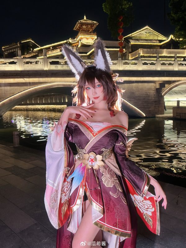 优雅与妖魅并存:瓜希酱忘归人COS还原崩坏星穹铁道角色神韵 优雅与妖魅并存:瓜希酱忘归人COS还原崩坏星穹铁道角色神韵