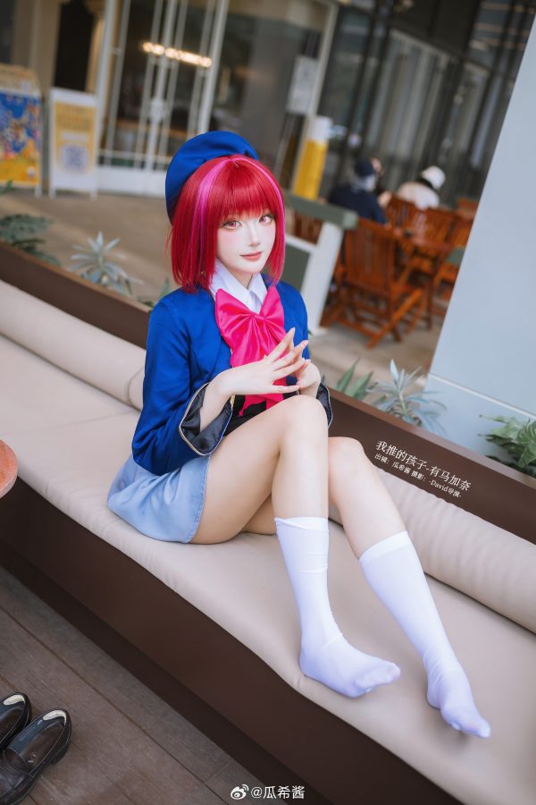 红发舞台少女的日常瞬间:瓜希酱有马加奈COS演绎性感优雅 红发舞台少女的日常瞬间:瓜希酱有马加奈COS演绎性感优雅