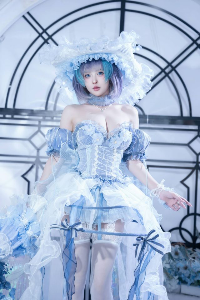 猫系气质的柔软延展：清水由乃的「废稿礼服版」柴郡COS赏析