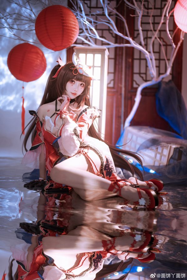 面饼仙儿花火COS视觉解析：崩坏星穹铁道虚实之间的戏谑之火