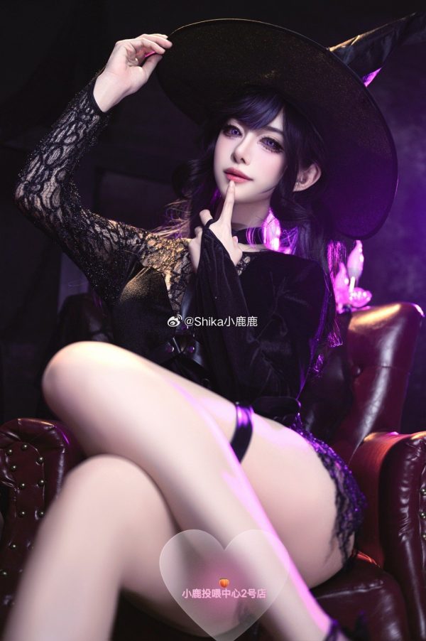 魔女怎么玩出高级感？Shika小鹿鹿万圣节魔女cos与摄影氛围赏析