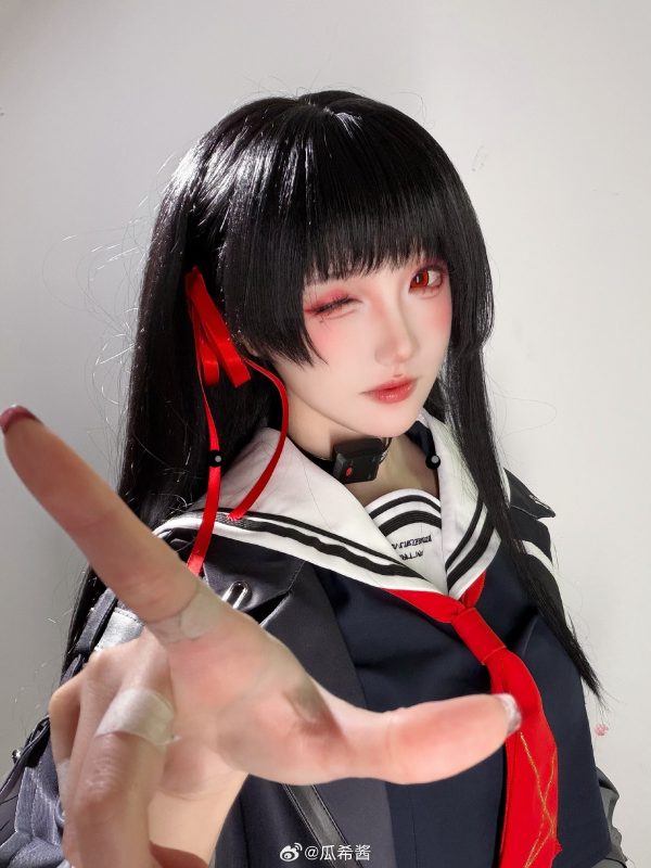 朽叶千咲冷感与危险的边界试探:瓜希酱鸣潮COS冷感气质拆解 朽叶千咲冷感与危险的边界试探:瓜希酱鸣潮COS冷感气质拆解