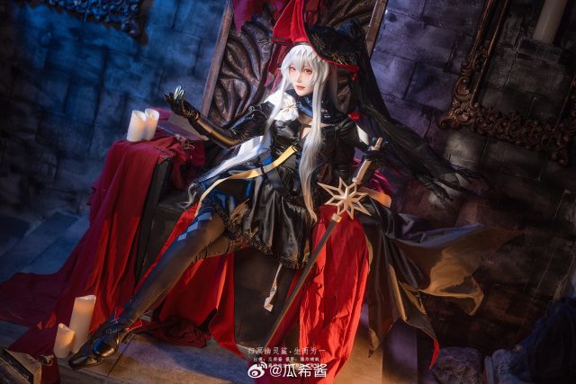 瓜希酱归溟幽灵鲨COS:演绎明日方舟深海猎杀者的冷艳与危险 瓜希酱归溟幽灵鲨COS:演绎明日方舟深海猎杀者的冷艳与危险