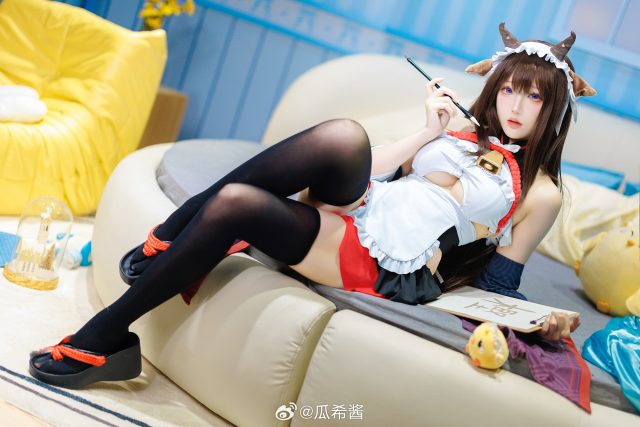 碧蓝航线牛角俏皮魅力无限：瓜希酱牛牛版樫野COS深度分析