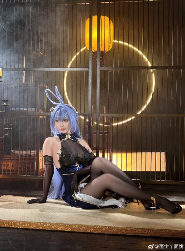 面饼仙儿花园COS:当传奇战舰换上东方华服女王气场依旧瞩目 面饼仙儿花园COS:当传奇战舰换上东方华服女王气场依旧瞩目