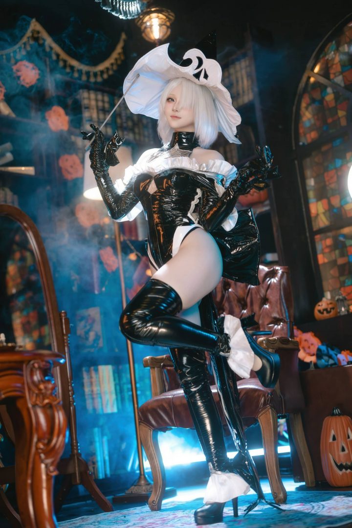 屿鱼Yukako万圣女巫版2Bcos｜机械冷感与优雅张力的极致融合