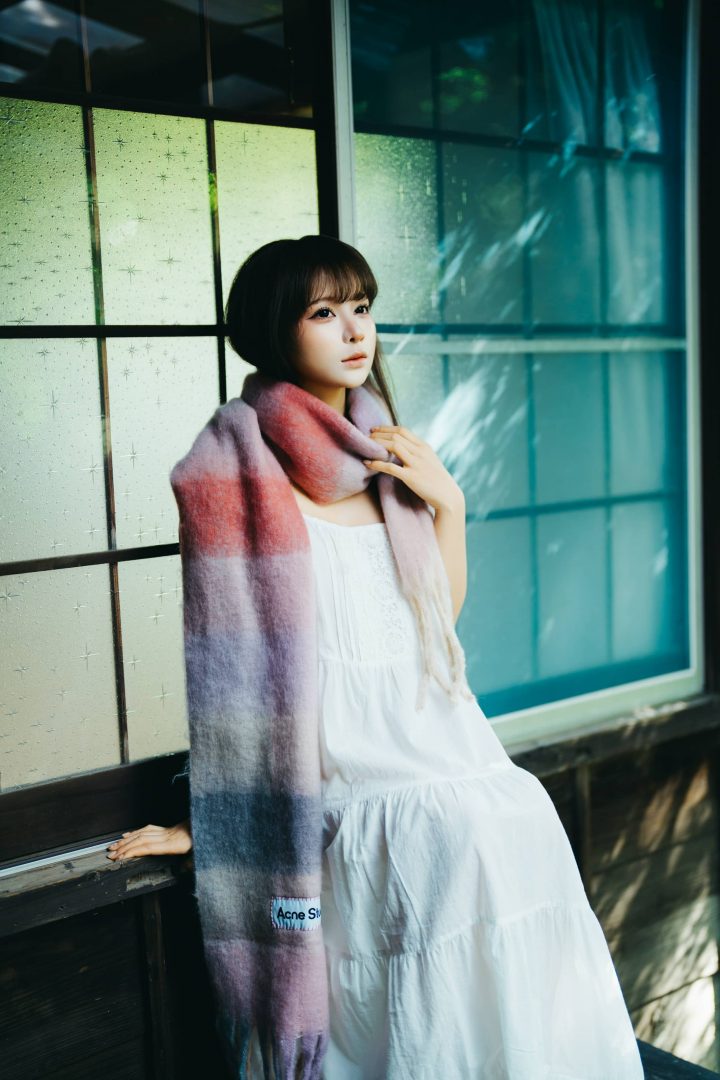 蠢沫沫冬日COS氛围赏析:光在冬日停留她在温度之外轻声呼吸 蠢沫沫冬日COS氛围赏析:光在冬日停留她在温度之外轻声呼吸