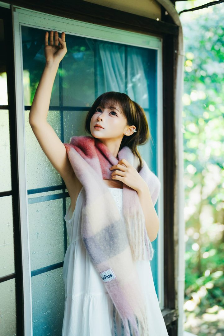 蠢沫沫冬日COS氛围赏析:光在冬日停留她在温度之外轻声呼吸 蠢沫沫冬日COS氛围赏析:光在冬日停留她在温度之外轻声呼吸