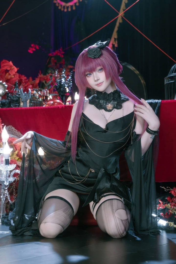 屿鱼Yukako卡芙卡COS解析|缚月之夜的优雅与危险的极致平衡 屿鱼Yukako卡芙卡COS解析|缚月之夜的优雅与危险的极致平衡