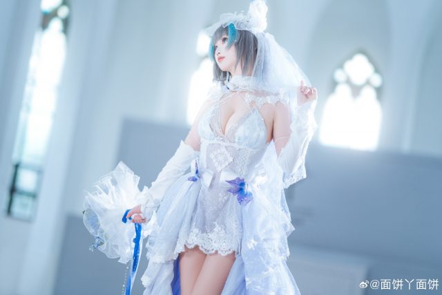 面饼仙儿柴郡花嫁COS:演绎碧蓝航线猫耳头纱下的二次元梦幻 面饼仙儿柴郡花嫁COS:演绎碧蓝航线猫耳头纱下的二次元梦幻