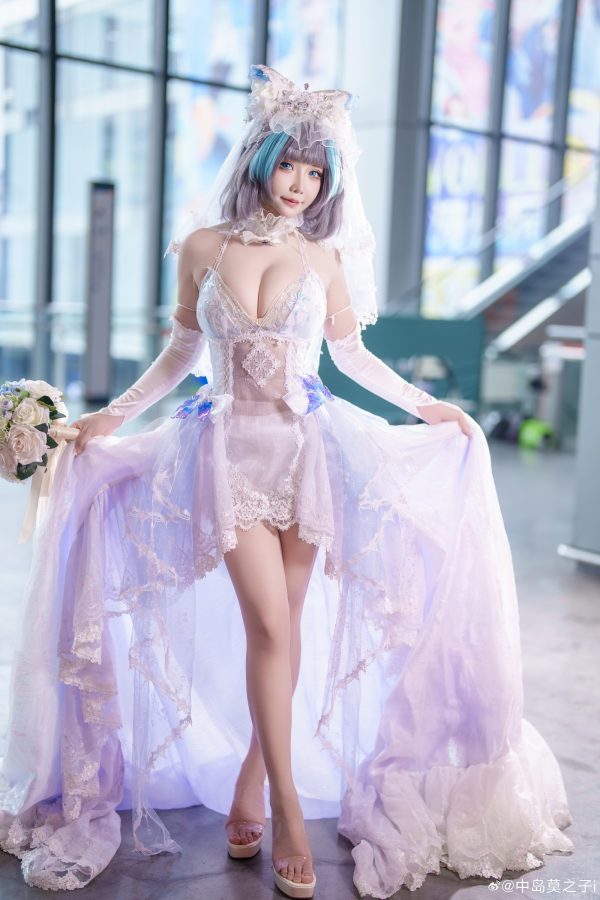 当柴郡穿上婚纱:中岛莫之子i的甜系花嫁COS把陪伴感具象化了 当柴郡穿上婚纱:中岛莫之子i的甜系花嫁COS把陪伴感具象化了