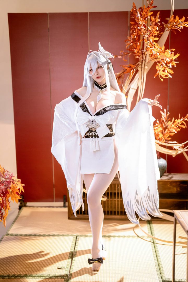 优雅冷感白鹤系美学解析｜星之迟迟和服改良版白凤cos惊艳演绎