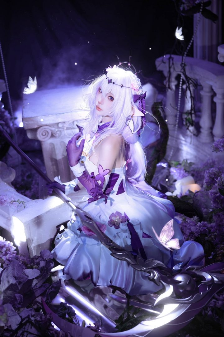 蠢沫沫遐蝶COS有多惊艳？梦幻蝶影与优雅气场的完美融合解析