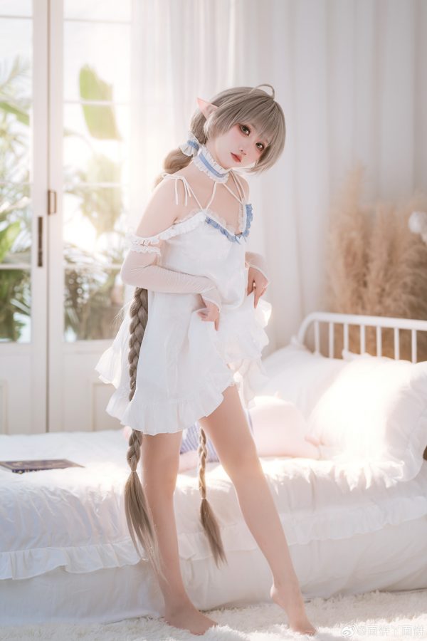 碧蓝航线睡衣埃佛森COS赏析：梦幻午后，面饼仙儿的慵懒时光