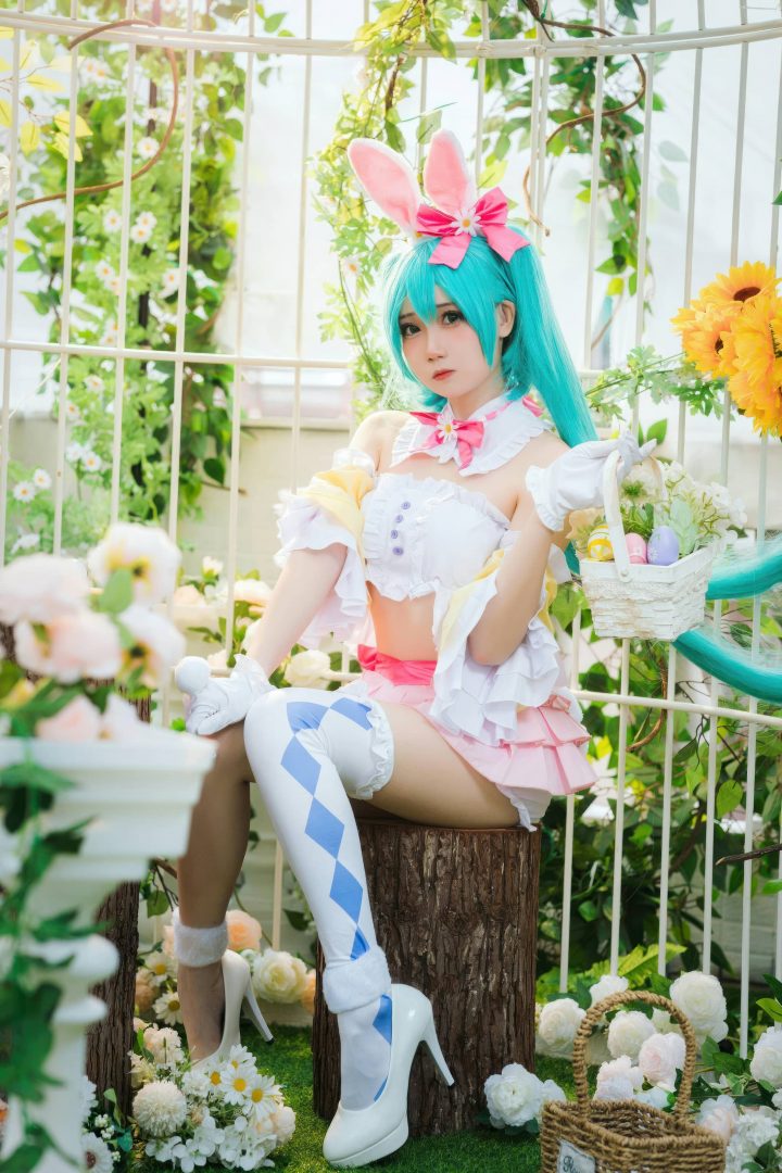 焖焖碳初音未来COS赏析:复活节兔演绎葱色奇迹的春日礼赞 焖焖碳初音未来COS赏析:复活节兔演绎葱色奇迹的春日礼赞