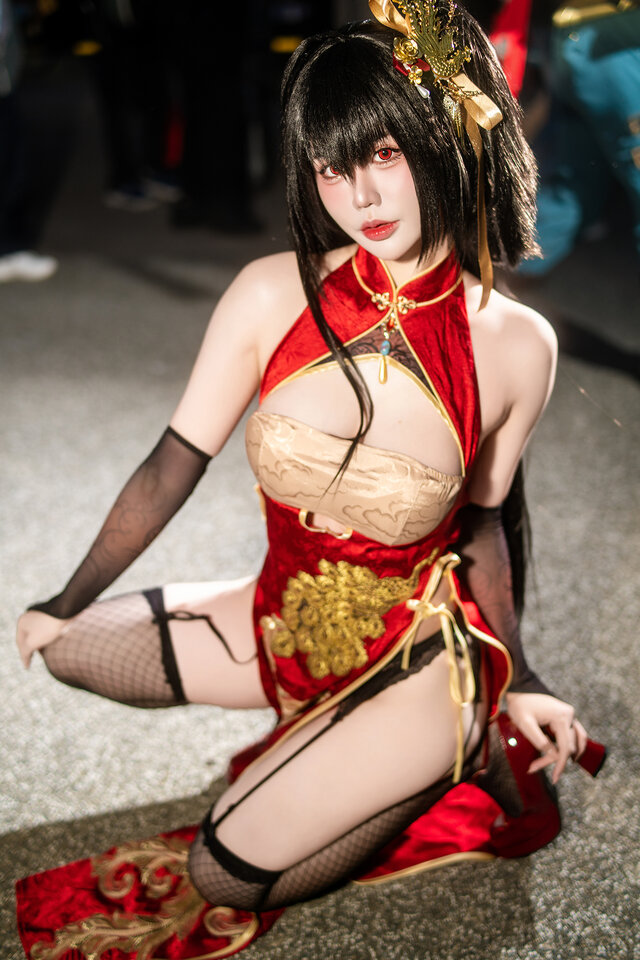 绝美重樱降临FF46! TAKO旗袍版大凤COS致命诱惑高呼顶不住 绝美重樱降临FF46! TAKO旗袍版大凤COS致命诱惑高呼顶不住