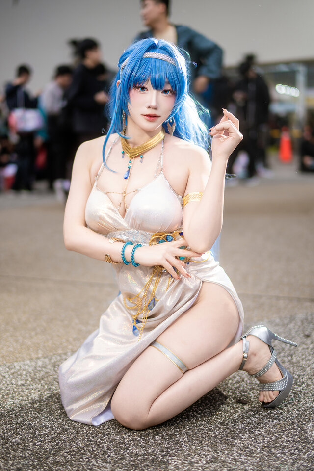 胜利女神降临！AzA_miyuko海伦COS惊艳亮相震撼台湾FF46现场