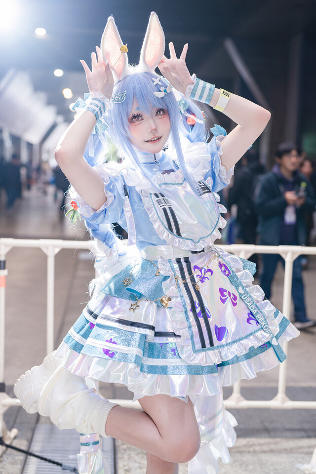 花崎Makura兔田佩克拉cos惊艳亮相Hololive SUPER EXPO现场