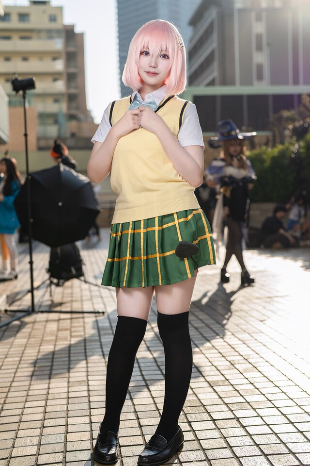出包王女梦梦COS：粉发大小姐的甜美暴击惊艳亮相池袋阳光城